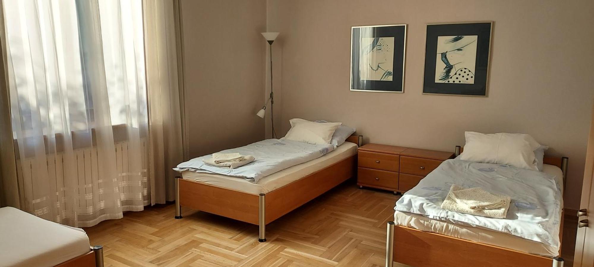 Hidden Gem Garden Apartment Krakow Bagian luar foto